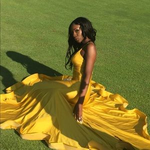 beautiful yellow elegant dress